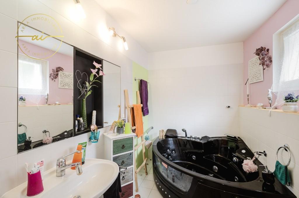 Idyllische, futuristische Villa, viel Ruhe und Sonnenschein mit in Bellinzona - Bild 10