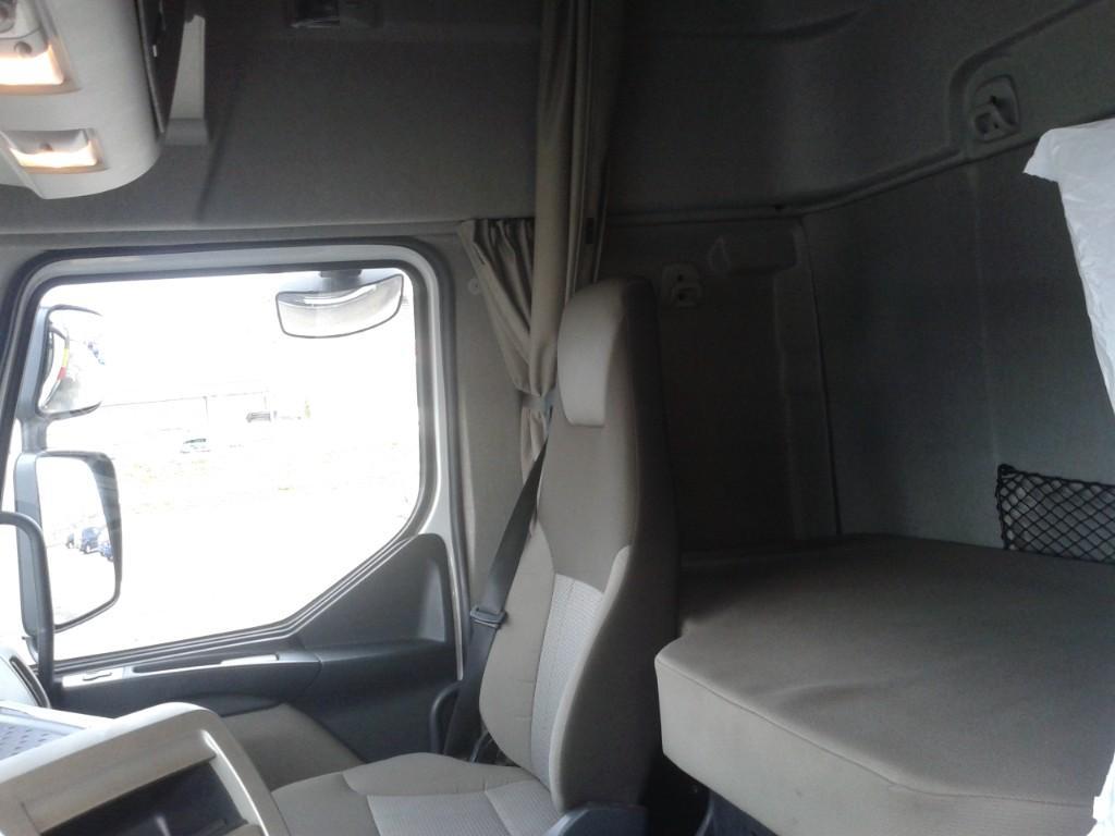 Renault Premium 460 Ab MFK (24 Dezember 2025) mit nur 141'000 KM in Mattenhof - Bild 5