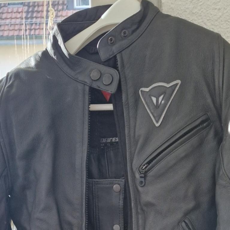 Motorrad Ausrüstung in Urdorf - Bild 1