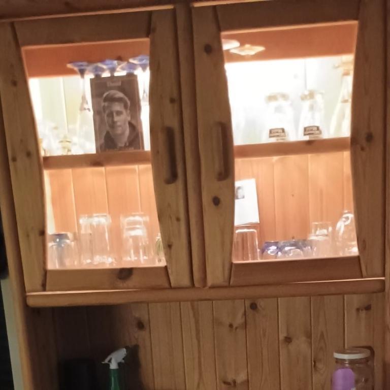 Schöne Vitrine / Schrank in Kreuzlingen - Bild 1
