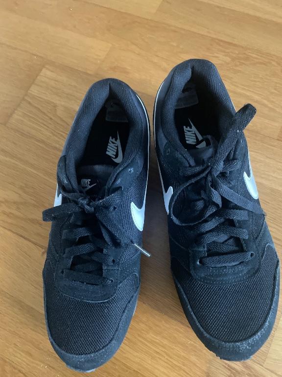 Bequeme Schuhe Herren Nike in Bülach - Bild 1