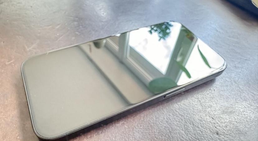 iPhone 15 Pro 256GB als neuwertig. in Urdorf - Bild 3
