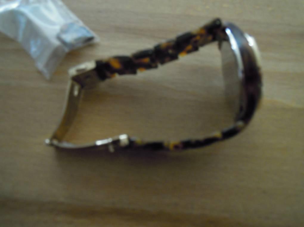 Neue Fossil Damen Uhr in Aesch - Bild 3