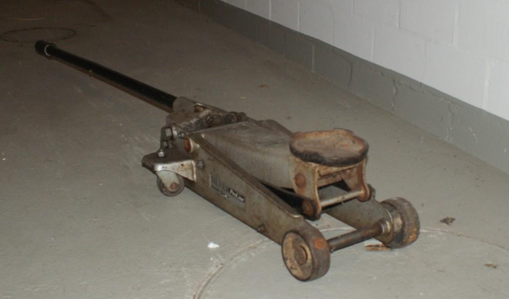 Hubwagen für KFZ in Wettingen - Bild 3