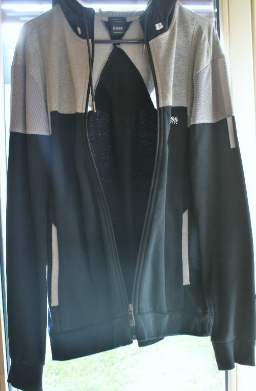 Orginal Hugo Boss Jacke für Freizeit Grösse L in Urdorf - Bild 2