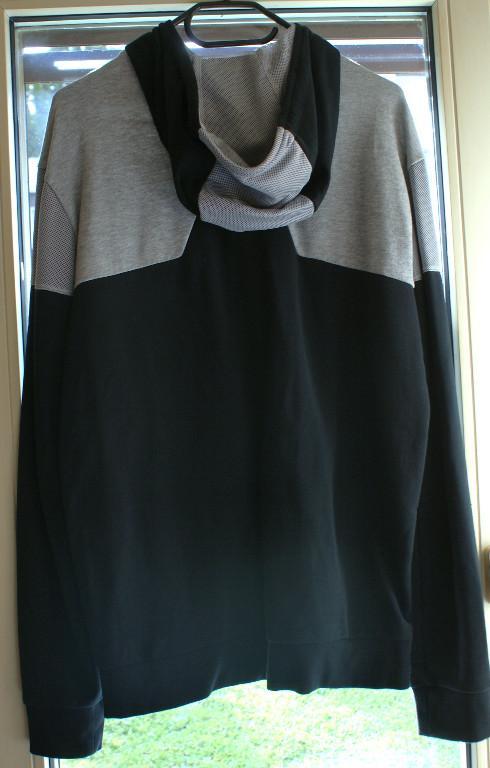 Orginal Hugo Boss Jacke für Freizeit Grösse L in Urdorf - Bild 3