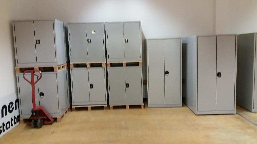 Metallschrank kein Lista 90x65x100 B/T/H in Brugg - Bild 1