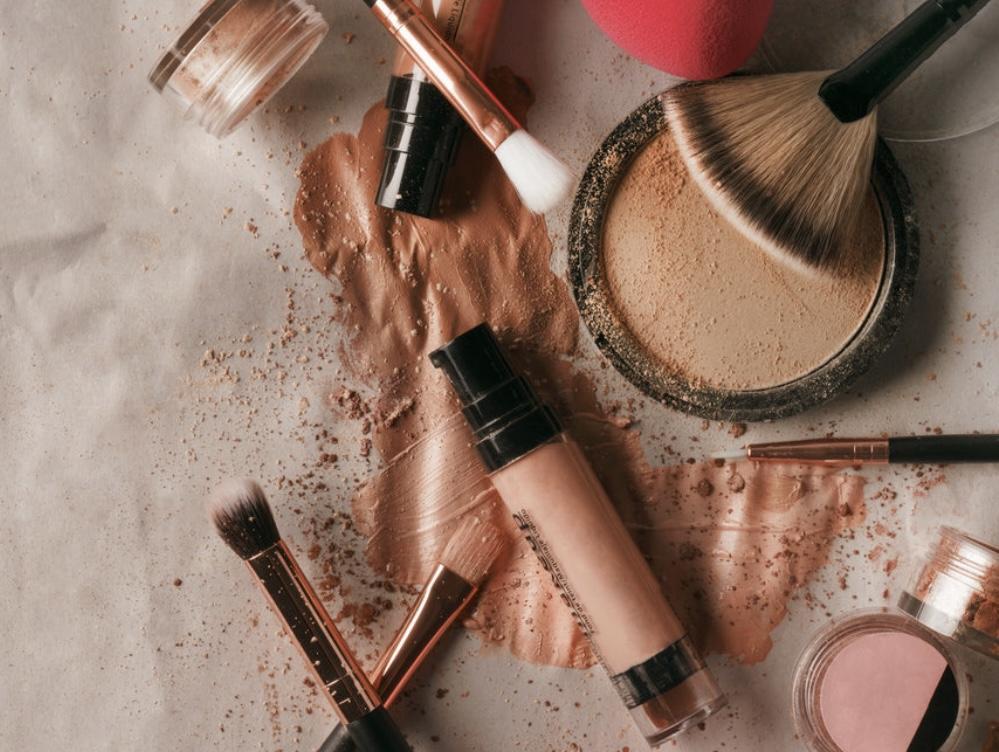Make-up Artist für ALLE – jedes Alter, jedes Geschlecht! in Dübendorf - Bild 1