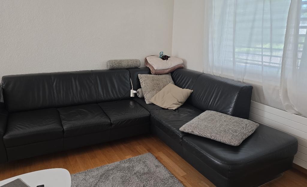 Leder sofa schwarz in Urdorf - Bild 1