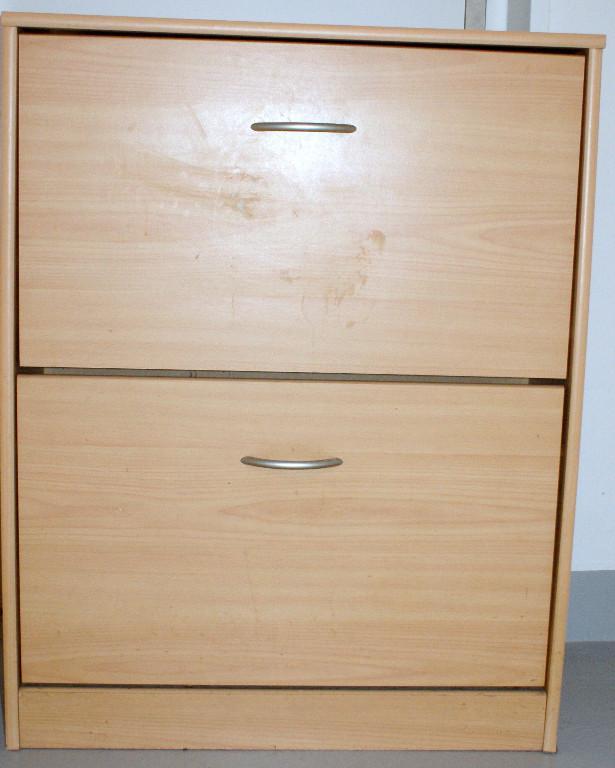 Schuhschrank B 70 T 30 H 90 in Urdorf - Bild 2