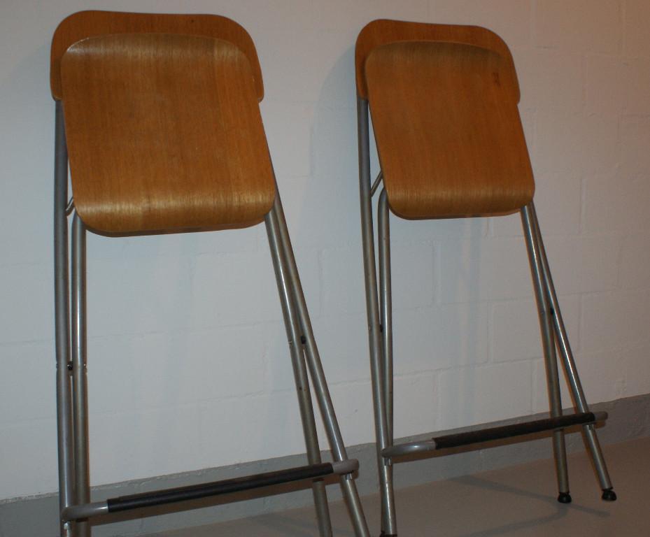 2 Barhocker ,Klappstühle in Urdorf - Bild 3