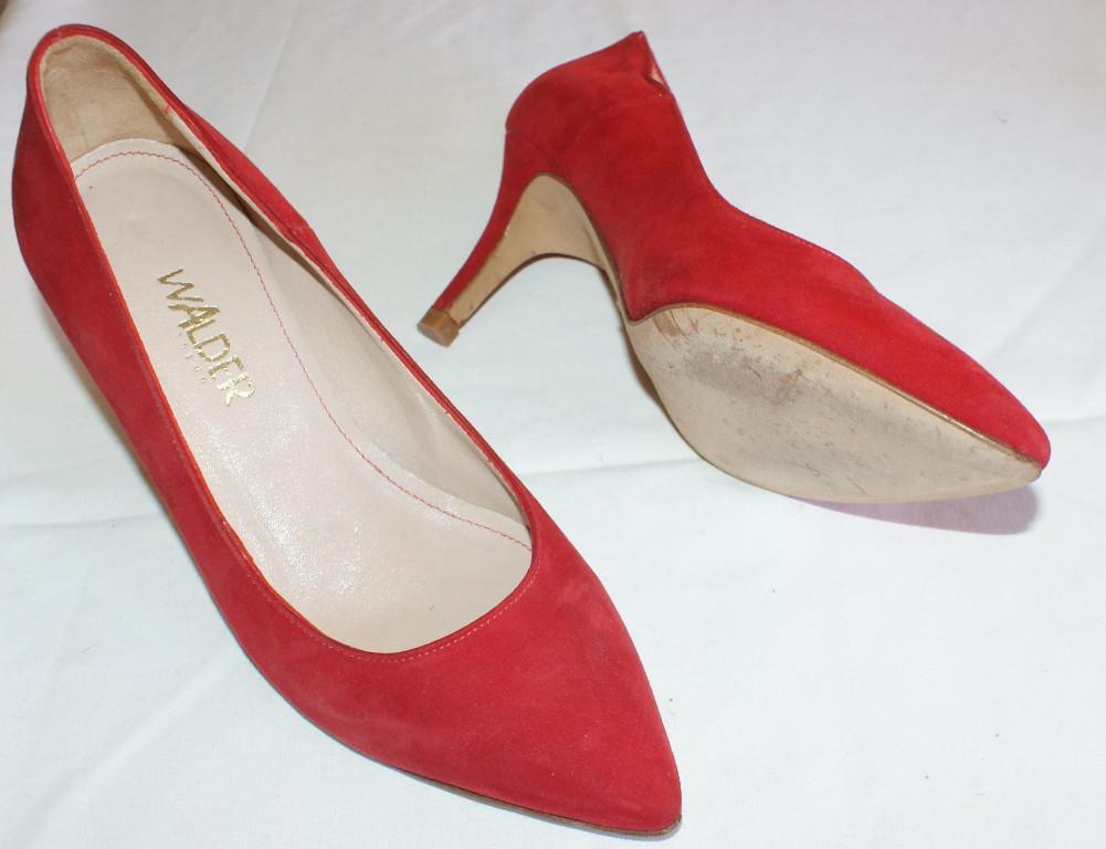 9 Hohe Damen Schuhe Gr 34/35 in Urdorf - Bild 1