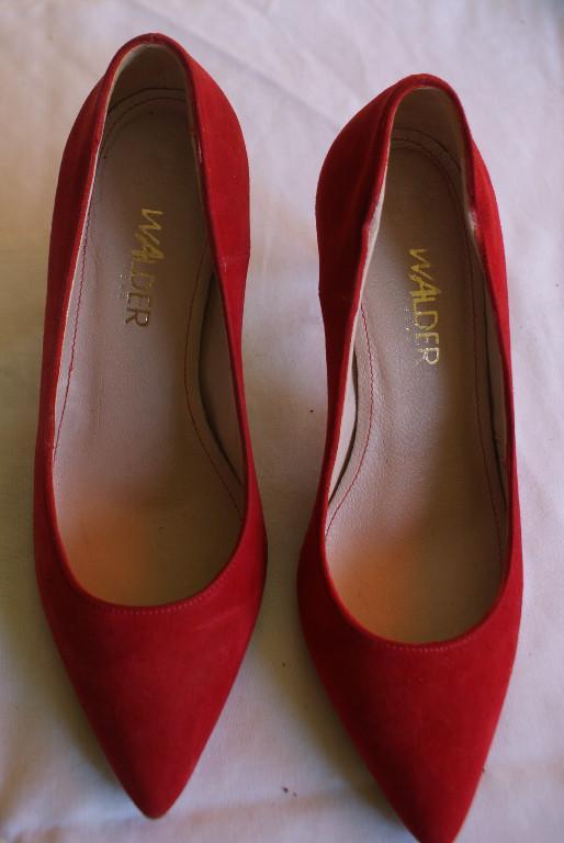 9 Hohe Damen Schuhe Gr 34/35 in Urdorf - Bild 4