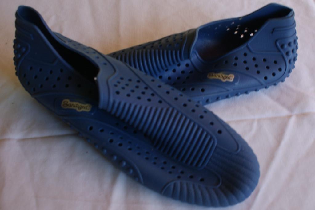 Herren Sandaletten und Wasserschuhe Grösse 42 in Urdorf - Bild 2