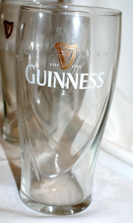 6 Guiness Pintgläser 0,5 ltr in Urdorf - Bild 3