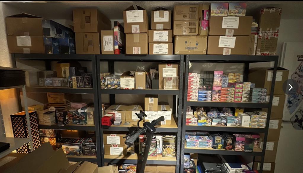 Pokémon Karten & TCG Displays kaufen | SparkLeaf.ch Schweiz in Thun - Bild 1