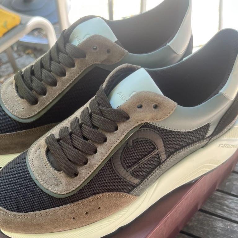 Aigner Turnschuhe in Urdorf - Bild 1