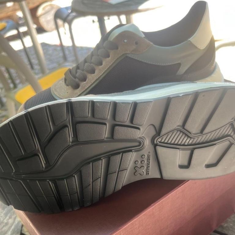 Aigner Turnschuhe in Urdorf - Bild 3