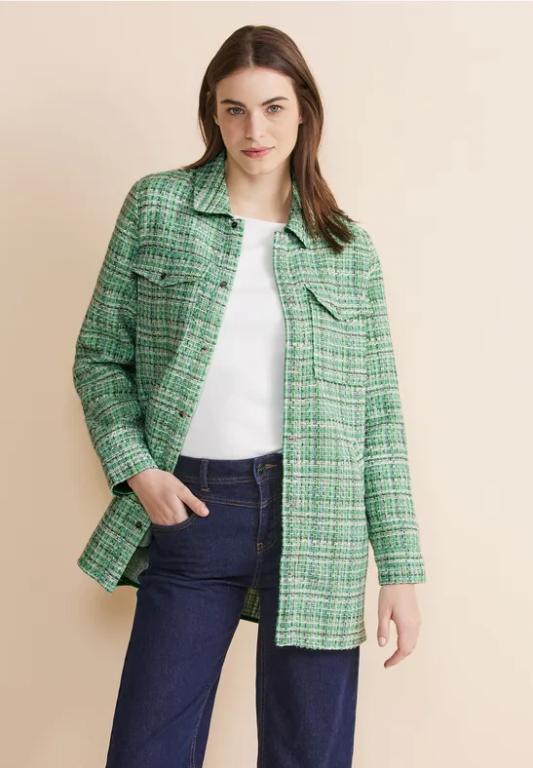 Bouclé Overshirt in Urdorf - Bild 1