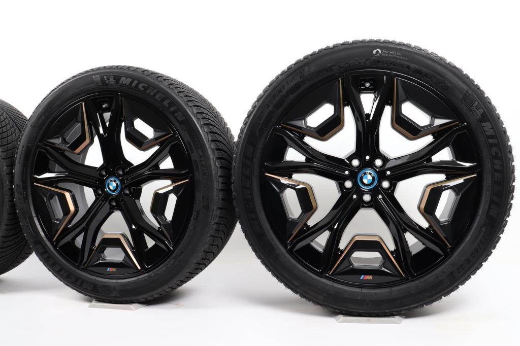 BMW Winterkompletträder iX i20 22 Zoll Styling 1023 M … in Sarnen - Bild 1