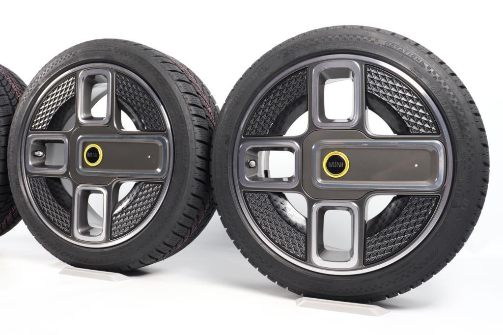 MINI Winterkompletträder F56 F55 F57 17 Zoll Styling … in Sirnach - Bild 1