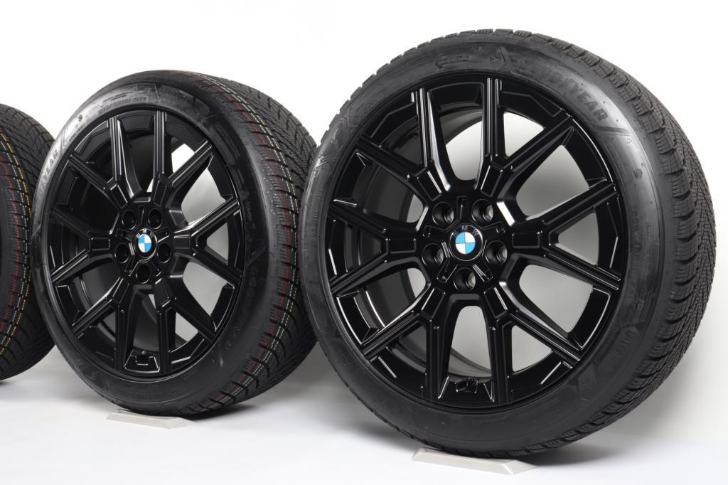 BMW Winterkompletträder 1er F70 18 Zoll Styling 974 Y-Speiche in Uetikon - Bild 1