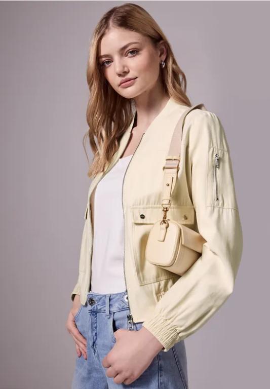 Blouson mit Taschen in Ingenbohl - Bild 1