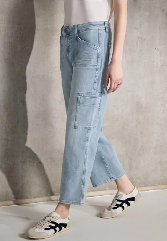Straight Leg Cargo Jeans in Aarau - Bild 1