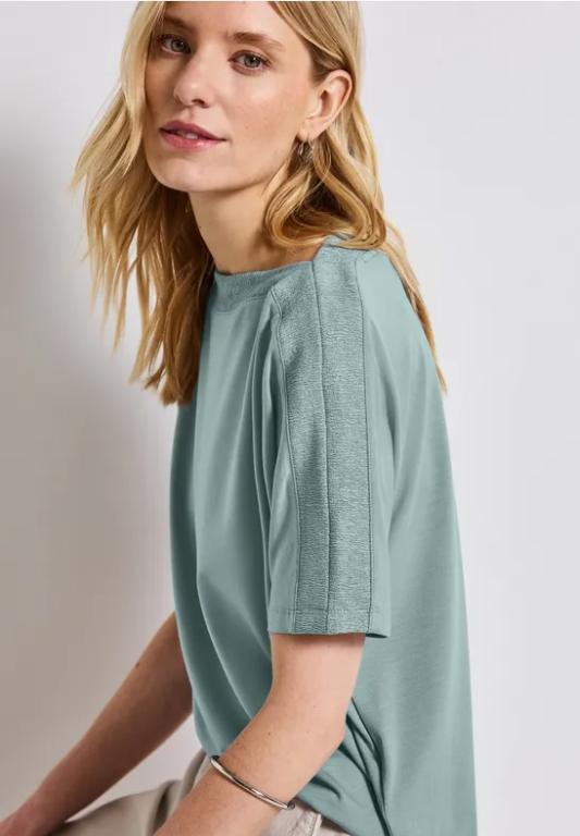 Shirt mit Strukturdetail in Dulliken - Bild 1