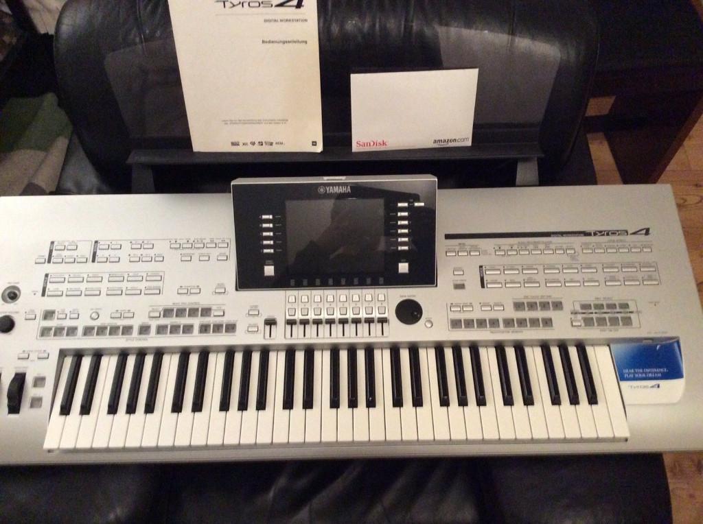 Yamaha Tyros 4 Tasten 61 Keyboard in Genf - Bild 2