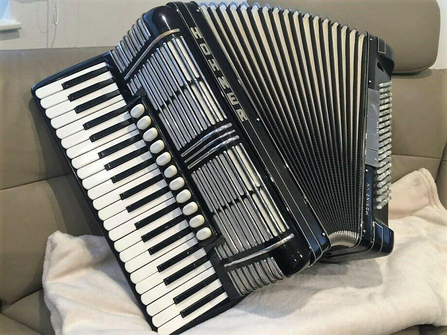 Hohner Morino 5N Akkordeon in Genf - Bild 3