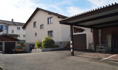 House for Sale in Delemont, Jura, Ref# 5685132 im Bezirk Delsberg - Bild 1