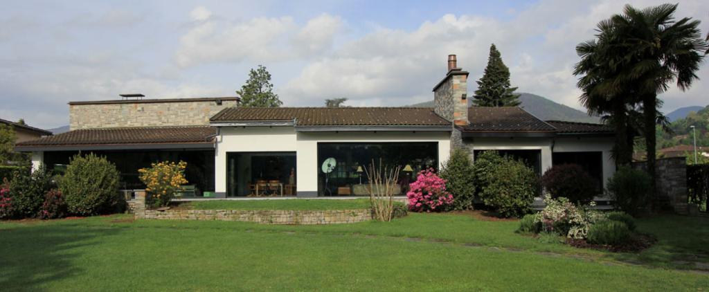 Villa for Sale in Lugano, Ticino, Ref# 5667803 in Lugano - Bild 1