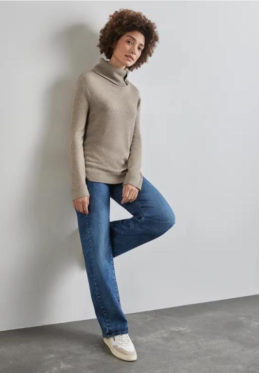 Strickpullover in Kriens - Bild 1