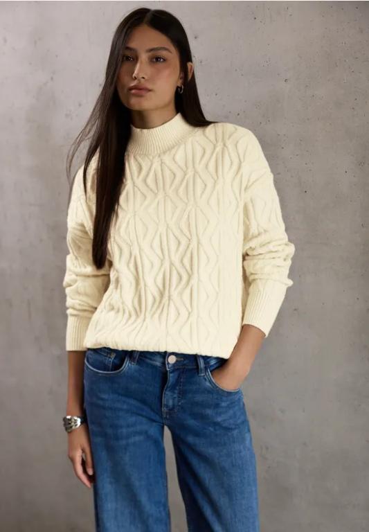 Pullover mit Strickmuster in Chur - Bild 1