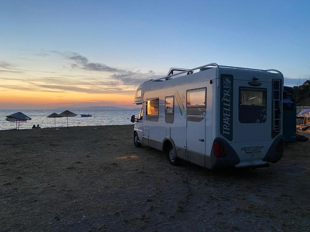 Wohnmobil Knaus - Fiat Ducato 2.8 Turbodiesel in der Schweiz - Bild 1