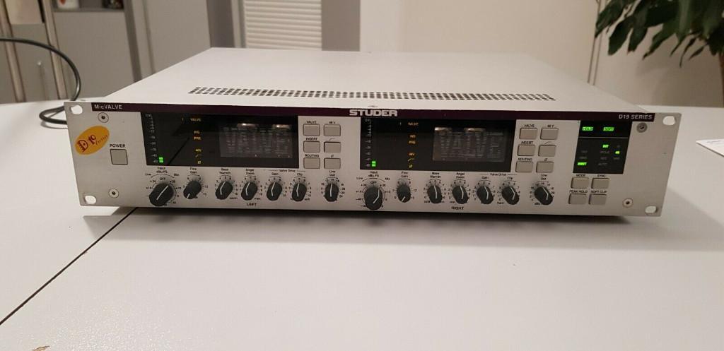 Studer D19 Mic Pre Amp in Urdorf - Bild 1