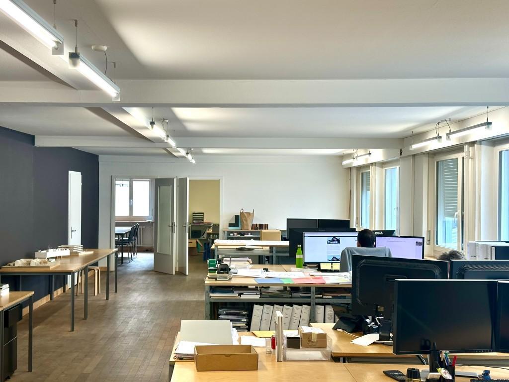 Licht durchflutete und ruhige Arbeitsplätze in Basel - Bild 1
