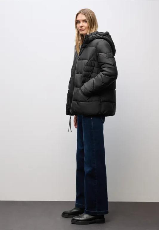 Kurze Steppjacke in Chur - Bild 1