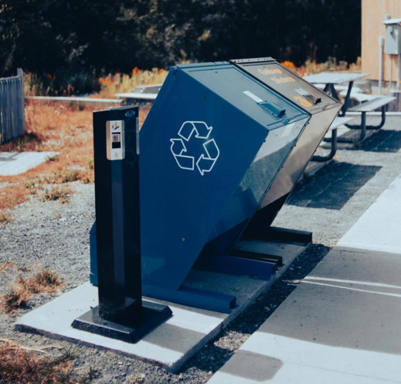 Müll- & Recyclingservice in Biel/Bienne und Umgebung bis 5 km ve in Lyss - Bild 1