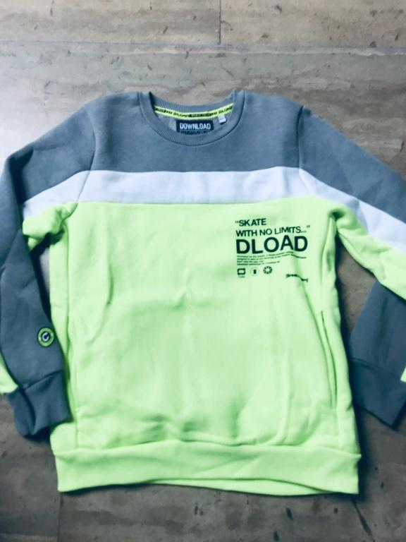 Pullover neu 146/152 in Dulliken - Bild 1
