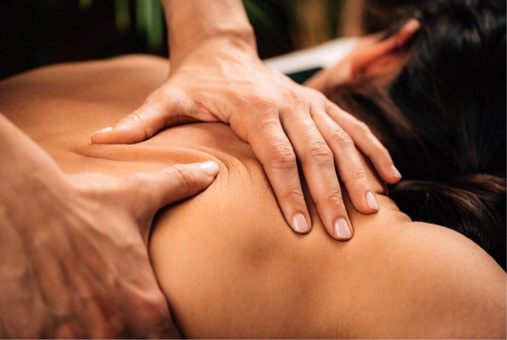 Professionelle Klassische Massage – Rücken, Nacken & Beine in Belp - Bild 2