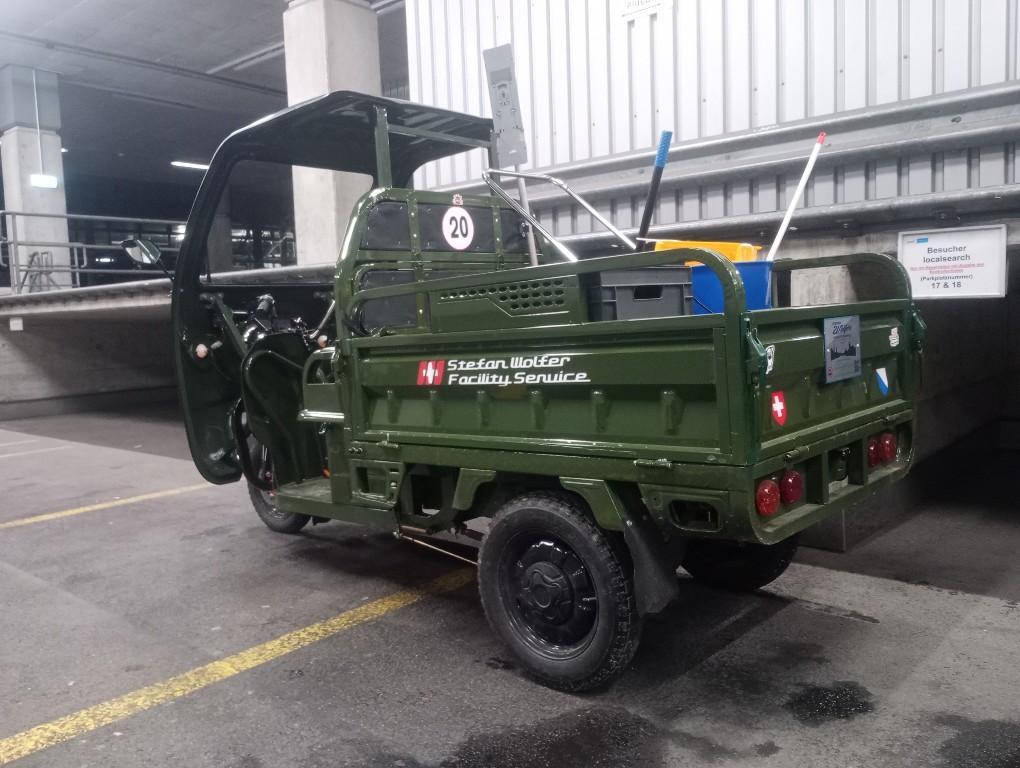 Ihr nachhaltiger Helfer mit dem E-TukTuk in Zürich in Opfikon - Bild 4