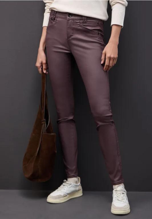 Slim Fit Coated Hose in Chur - Bild 1