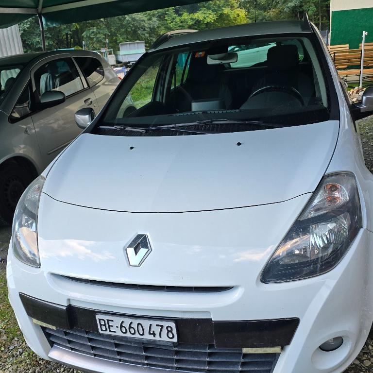 Auto zu verkaufen renault clio in Steffisburg - Bild 1