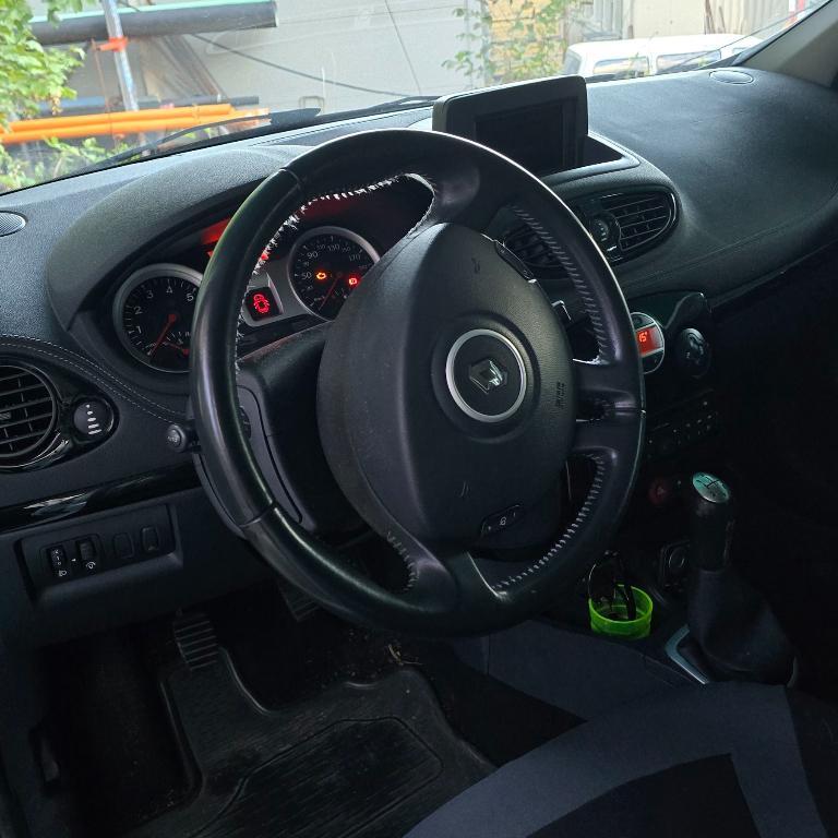Auto zu verkaufen renault clio in Steffisburg - Bild 3