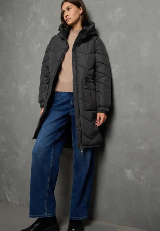 Lange Steppjacke in Appenzell - Bild 1