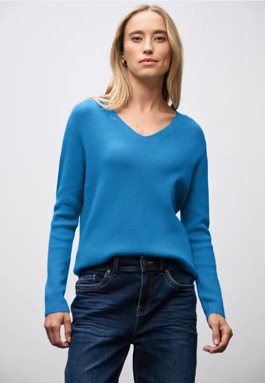 Basic V-Neck Pullover in Dulliken - Bild 1