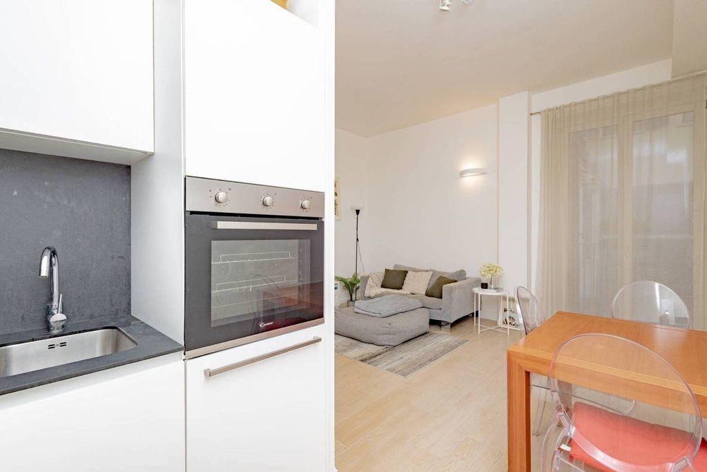 Rent apartament fully furnished - one bedroom - living-room in Opfikon - Bild 5