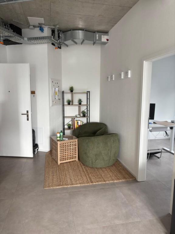 Büro zur Miete in Mett / Bureau à louer à Mâche in Lyss - Bild 2